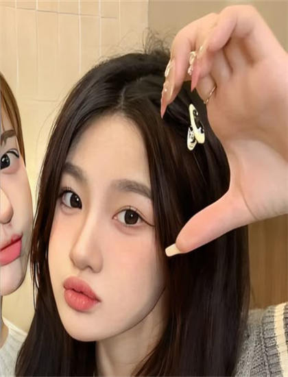 角色研究《互联网的魅力》：探索美学的艺术标准与审美价值 认识表演的技术要求