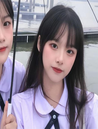 突尼斯海滩袭击事件的幸存者详细剧情解析：从开场到结局的完整叙事分析